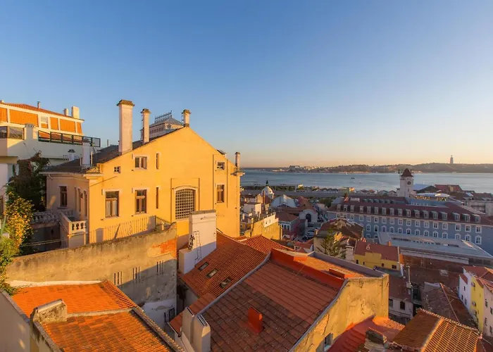 Cabral 5 Stars View * Lisbon